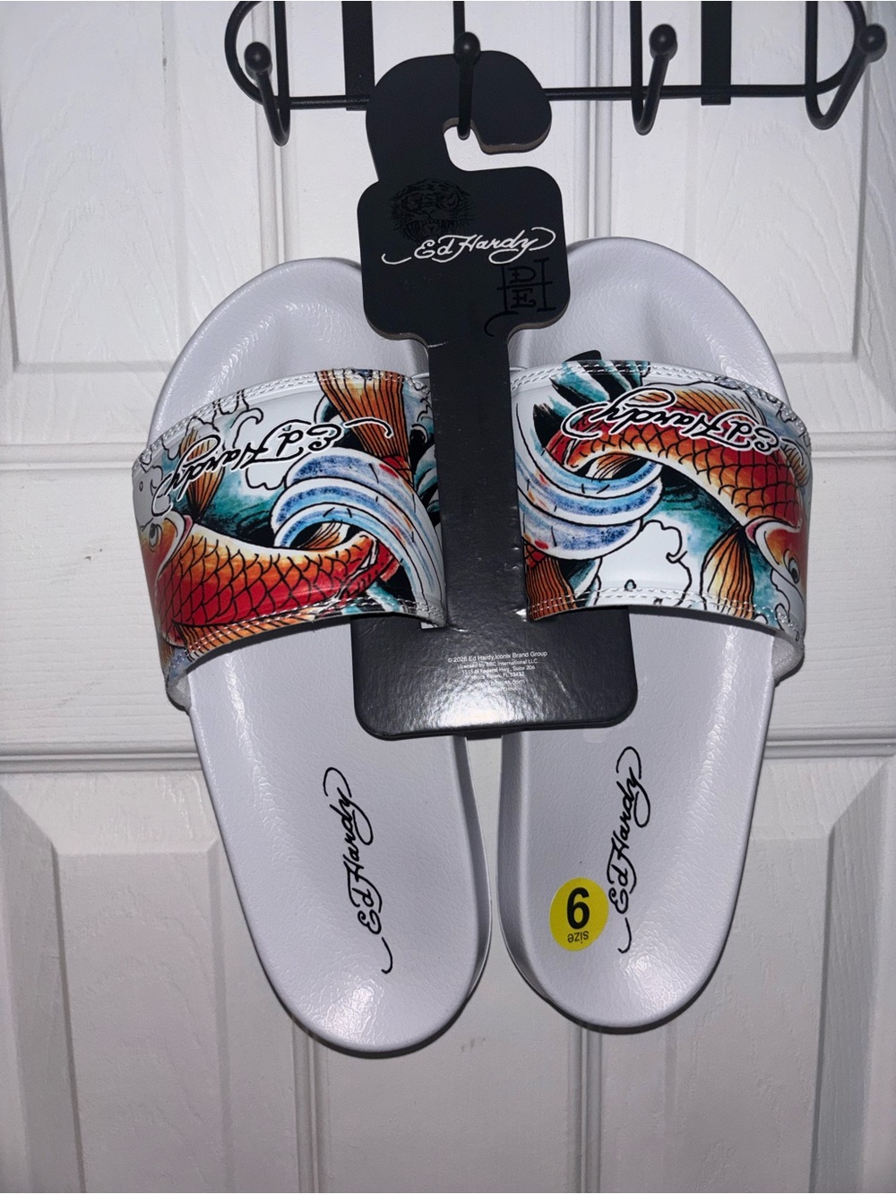 Ed Hardy White Slides with Red & Teal Koi Graphic NWT SIZE 9 - Picture 3 of 9